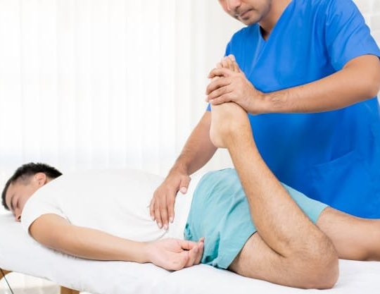 منوآل تراپی (درمان دستی)