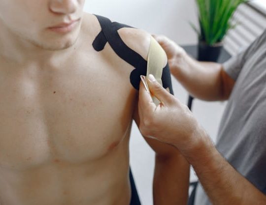 کینزیوتیپینگ